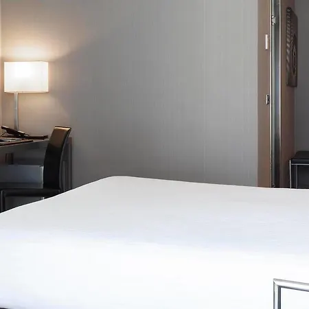 Hotel Ac Palacio Universal By Marriott Vigo