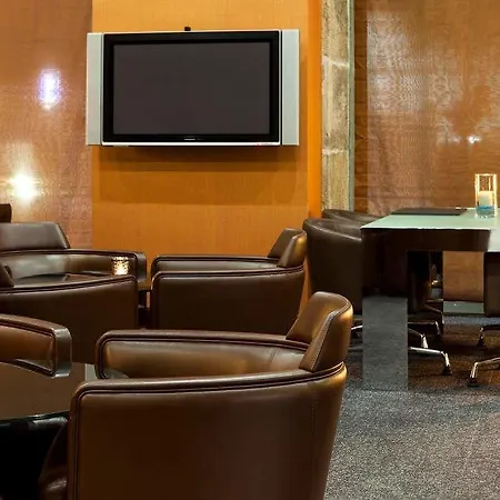 Ac Palacio Universal By Marriott Hotel