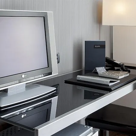 Ac Palacio Universal By Marriott Comarca de Vigo