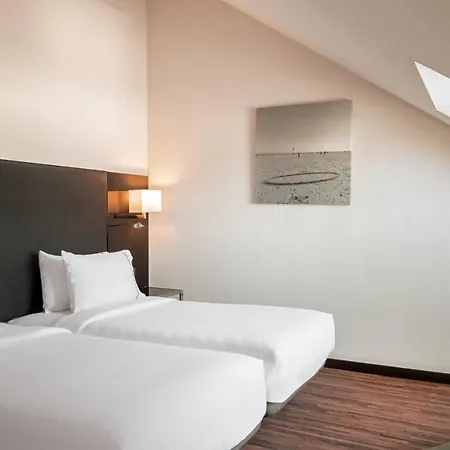 Ac Palacio Universal By Marriott Hotel 4*