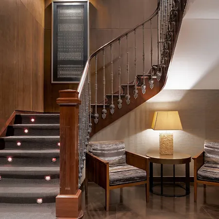 Ac Palacio Universal By Marriott Hotel