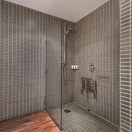 Hotel Ac Palacio Universal By Marriott