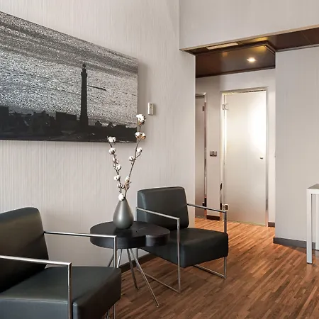 Ac Palacio Universal By Marriott ホテル 4*