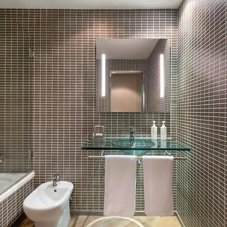 Ac Palacio Universal By Marriott ホテル 4*