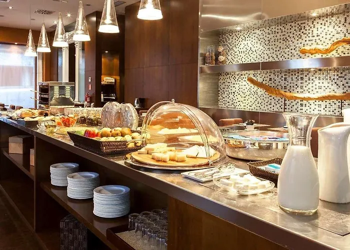 Ac Palacio Universal By Marriott מלון