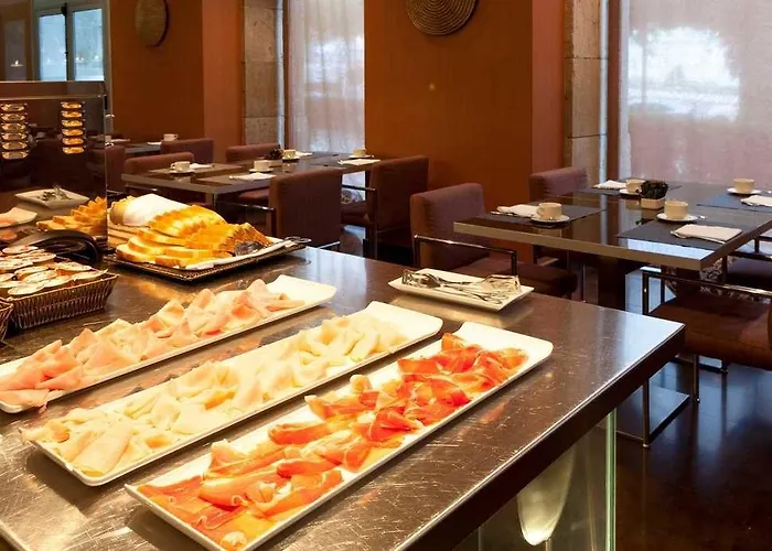 Ac Palacio Universal By Marriott 4* ויגו