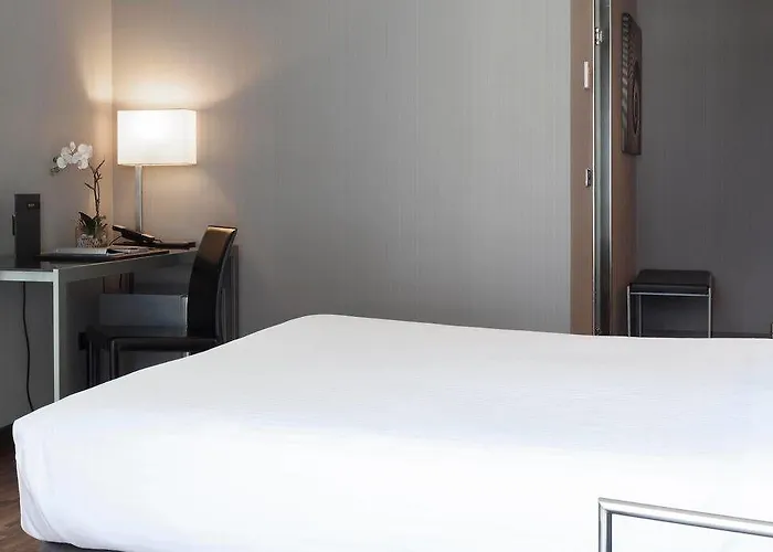 מלון Ac Palacio Universal By Marriott ויגו