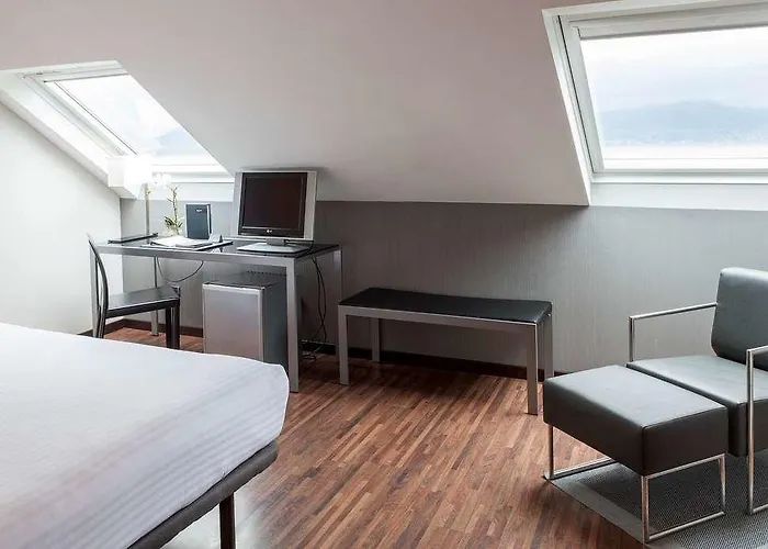 Ac Palacio Universal By Marriott ויגו