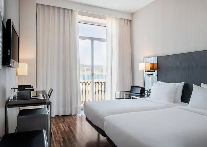 Ac Palacio Universal By Marriott מלון