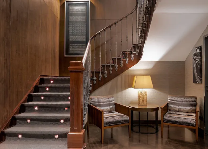 Ac Palacio Universal By Marriott מלון