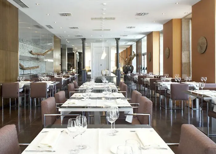 מלון Ac Palacio Universal By Marriott